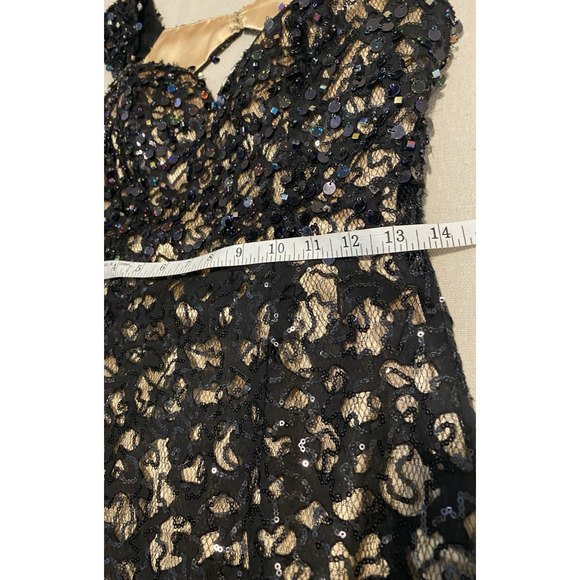 Hannah S Formal Dark Mini Dress Size 4 Sequin Black/Nude Lace Cocktail Party - Picture 8 of 10